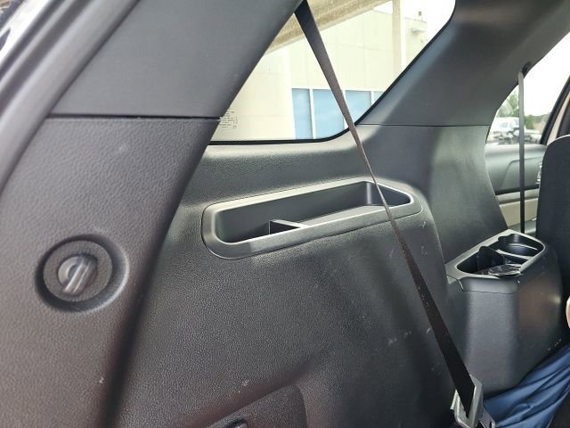 Used 2019 Ford Explorer XLT w/ Equipment Group 202A image 12