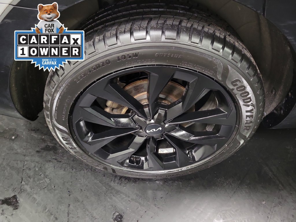 Used 2023 Kia Sorento SX FWD image 11