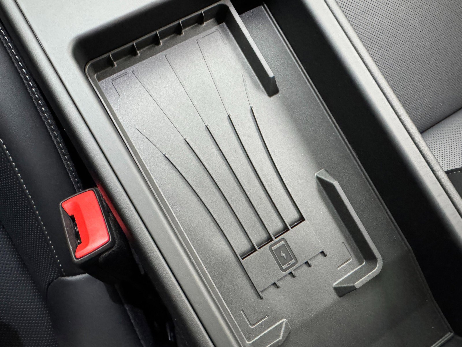 Used 2025 Porsche 911 Carrera image 39