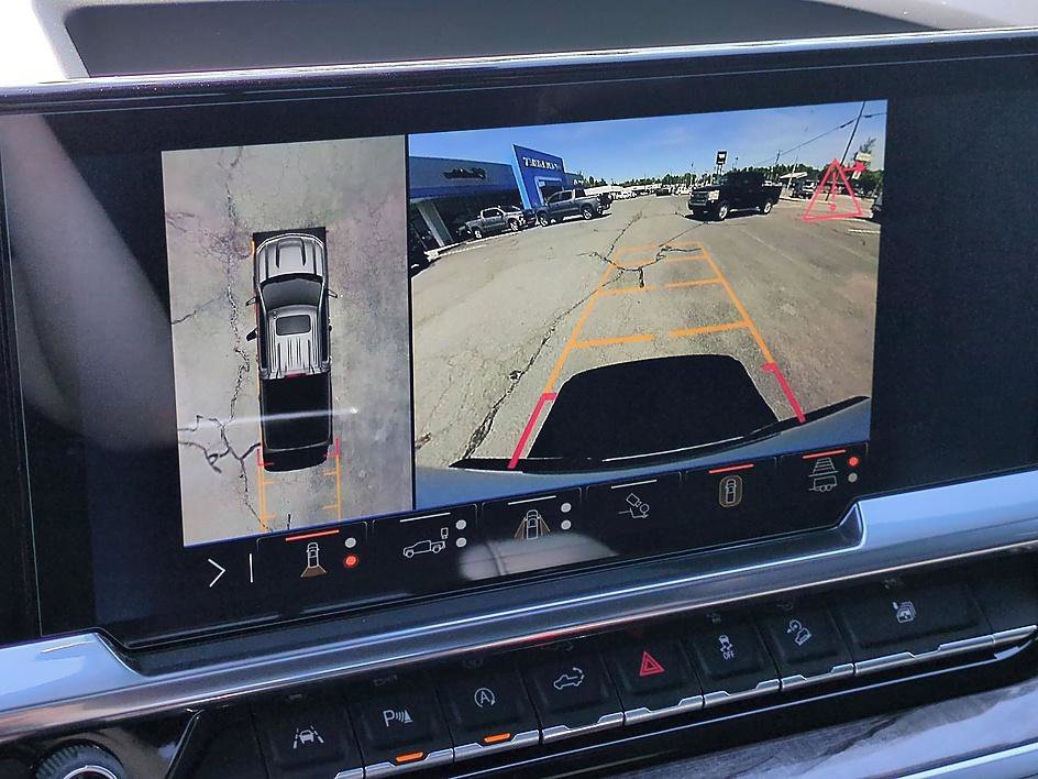 New 2026 Chevrolet Silverado 1500 LTZ w/ LTZ Premium Package AWD/4WD image 21