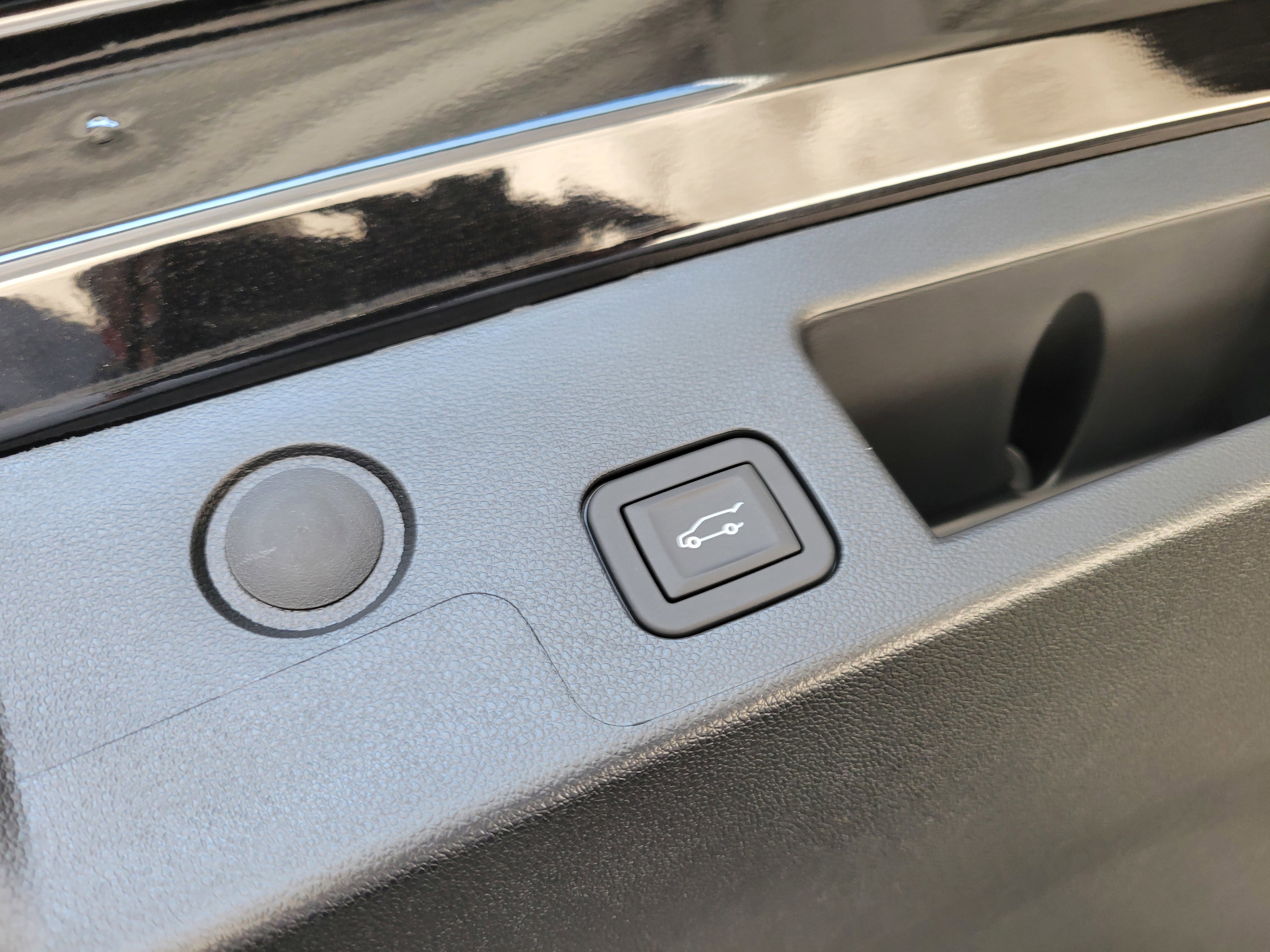 New 2026 Chevrolet Equinox RS w/ Convenience Package III image 8