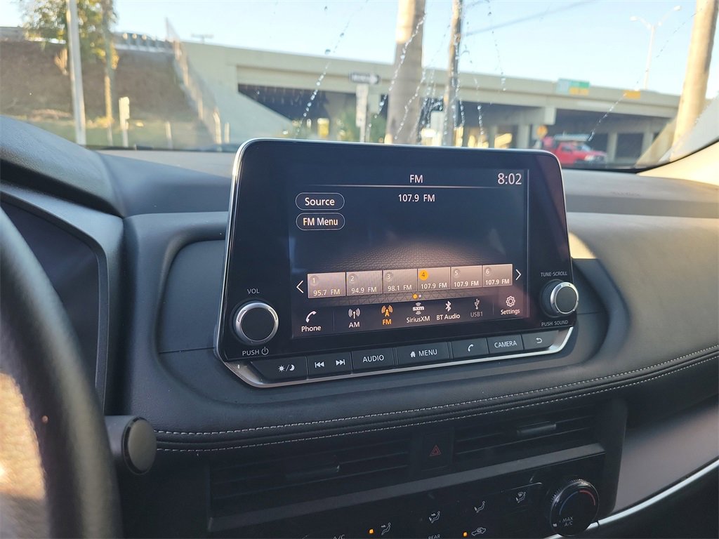 Certified 2025 Nissan Rogue S image 21