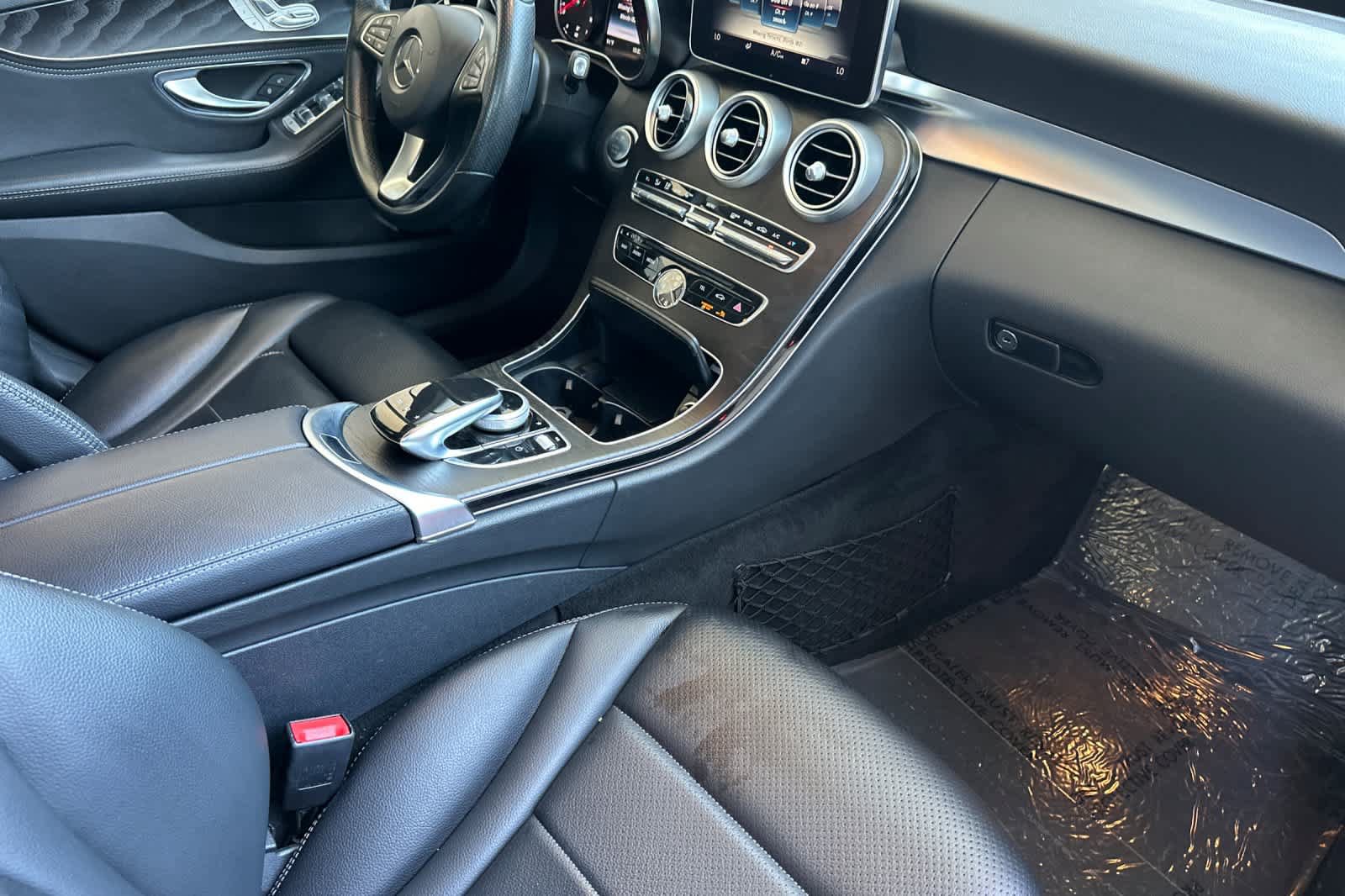 Used 2016 Mercedes-Benz C 300 Sedan image 14