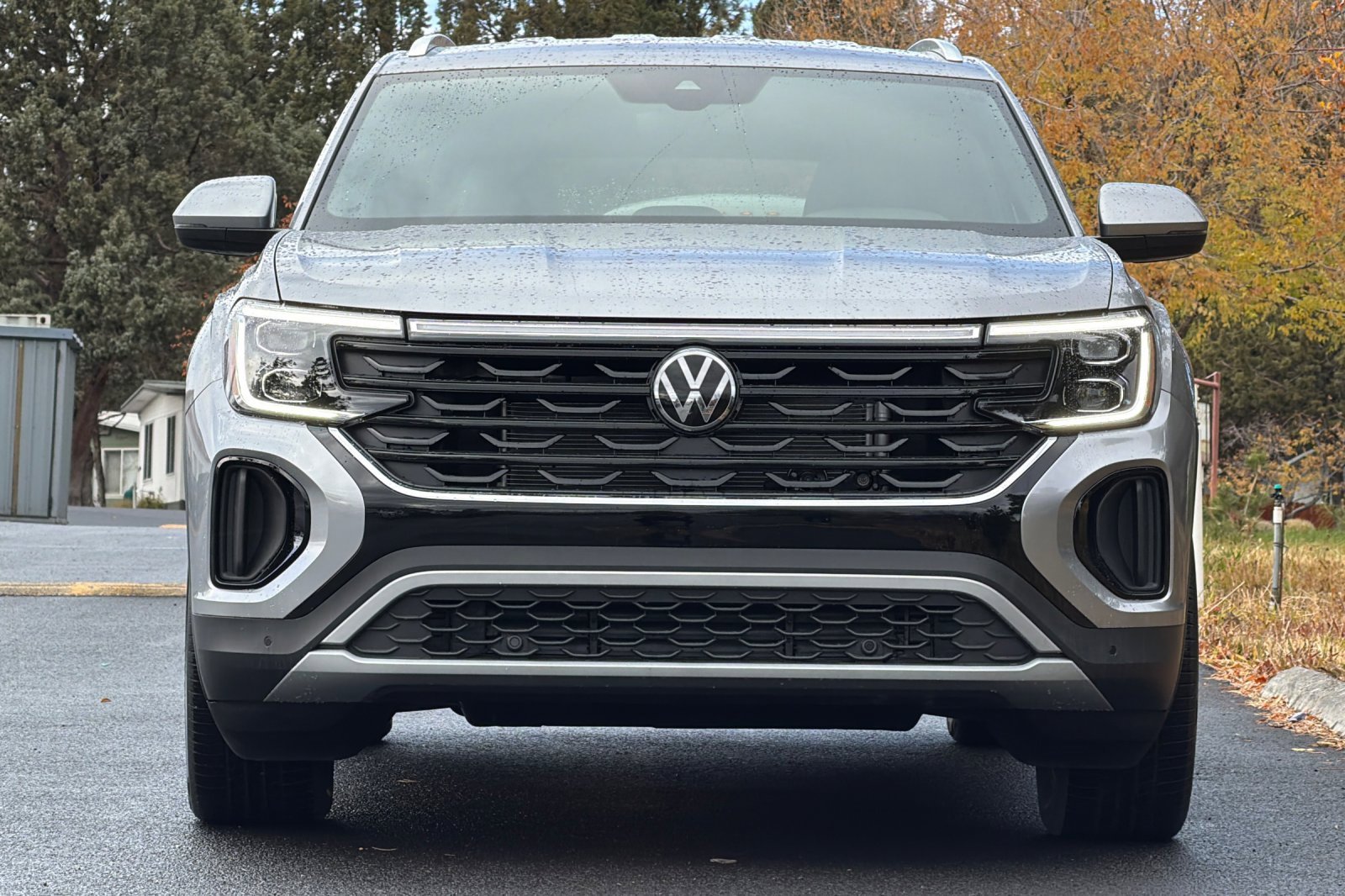 Used 2024 Volkswagen Atlas Cross Sport SE image 9