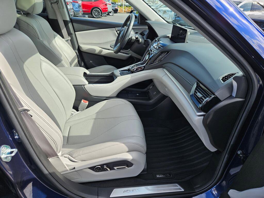 Used 2024 Acura RDX w/ Technology Package image 9