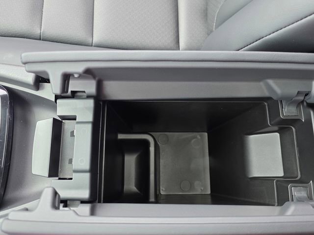 New 2026 Nissan Rogue SV AWD/4WD image 21