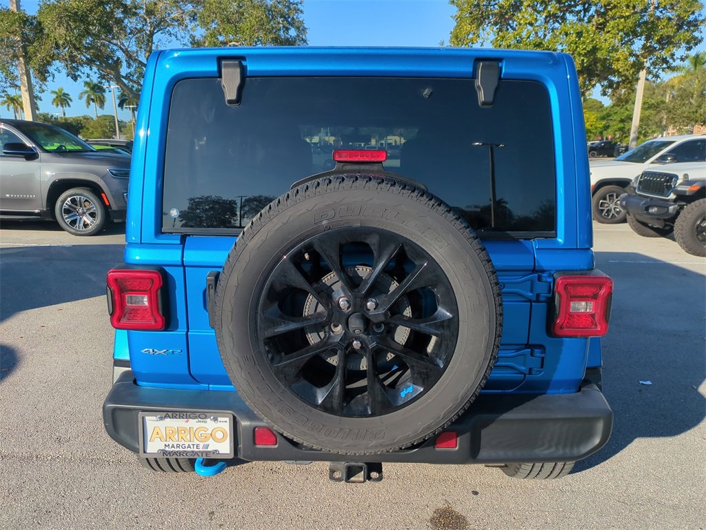 Used 2023 Jeep Wrangler Unlimited Sahara image 7