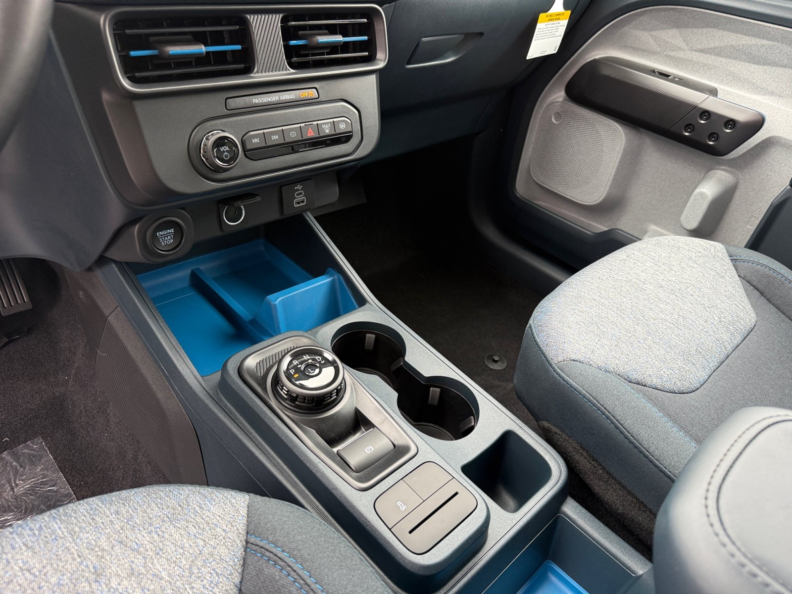 New 2026 Ford Maverick XLT w/ XLT Luxury Package FWD image 13