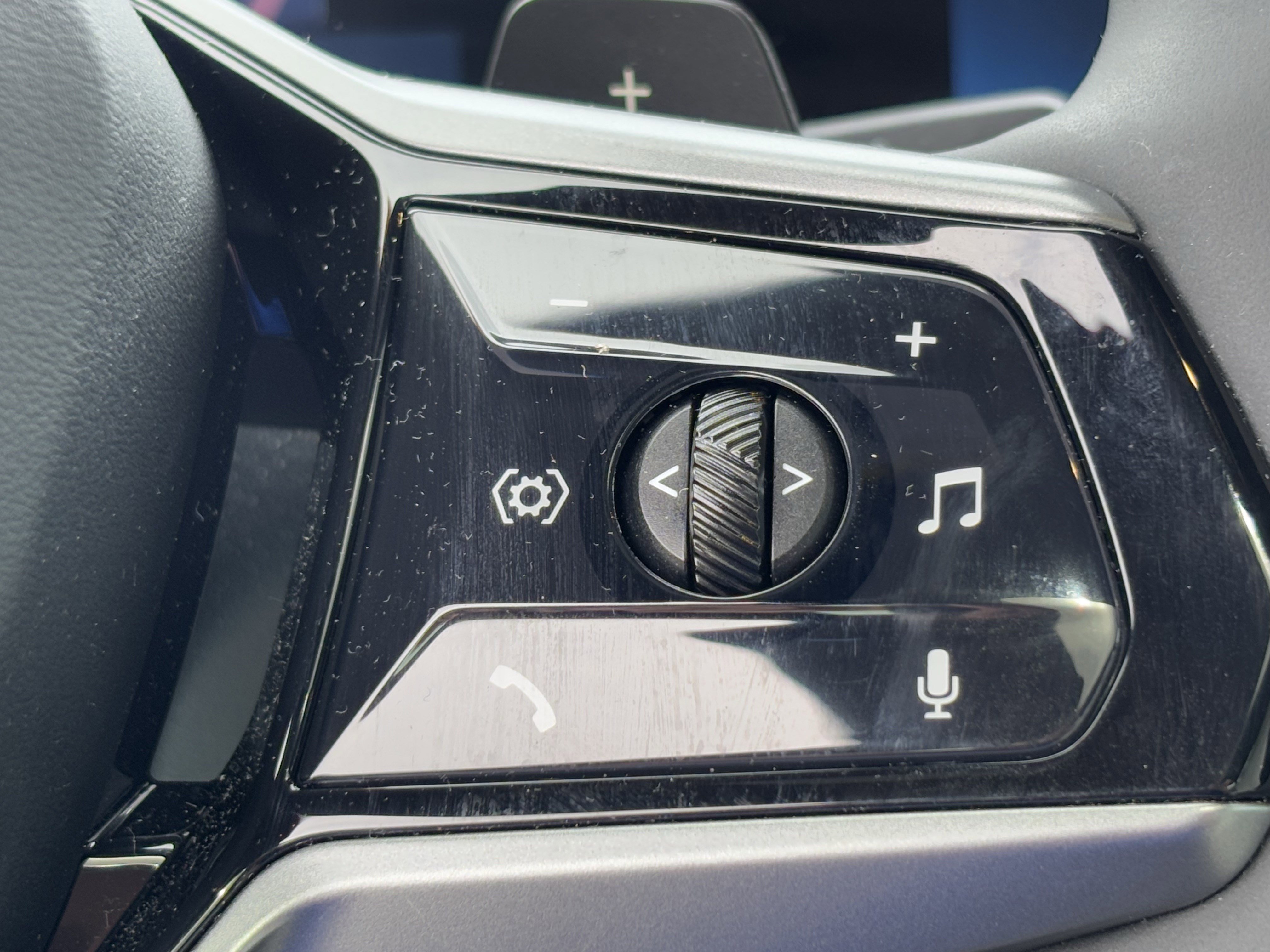 Certified 2026 BMW 530i w/ Premium Package image 20