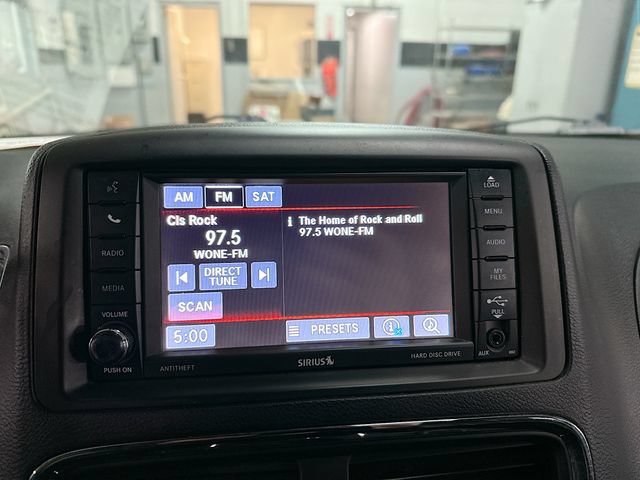 Used 2016 Dodge Grand Caravan R/T FWD image 15