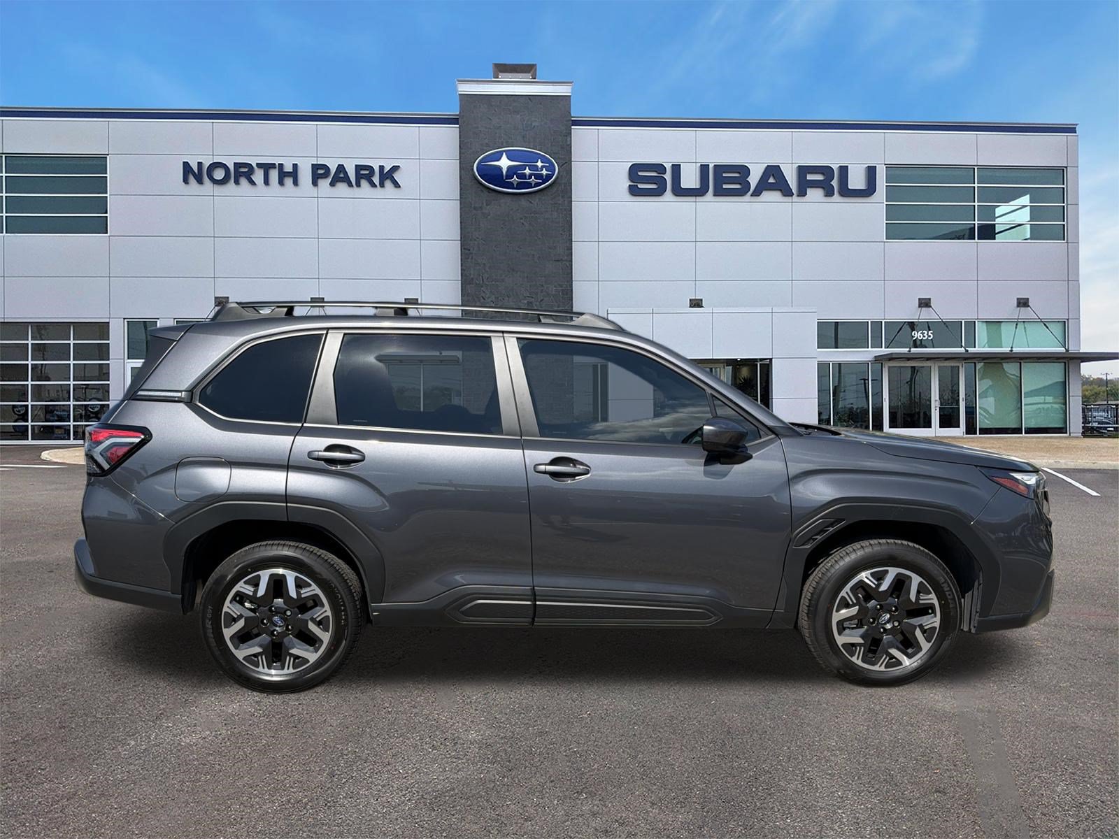 Certified 2026 Subaru Forester Premium AWD/4WD image 2