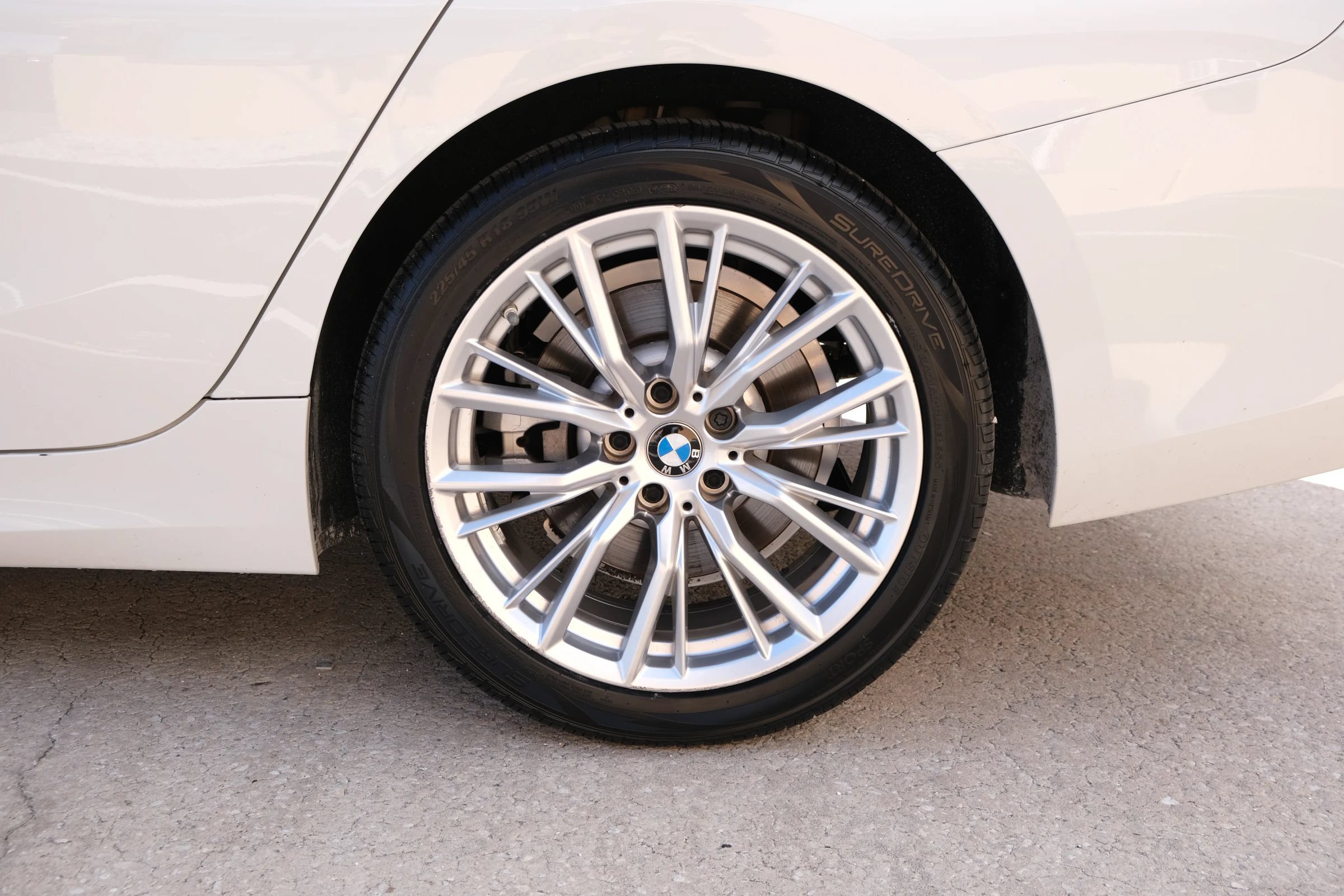 Used 2023 BMW 330i Sedan w/ Driving Assistance Package RWD image 18
