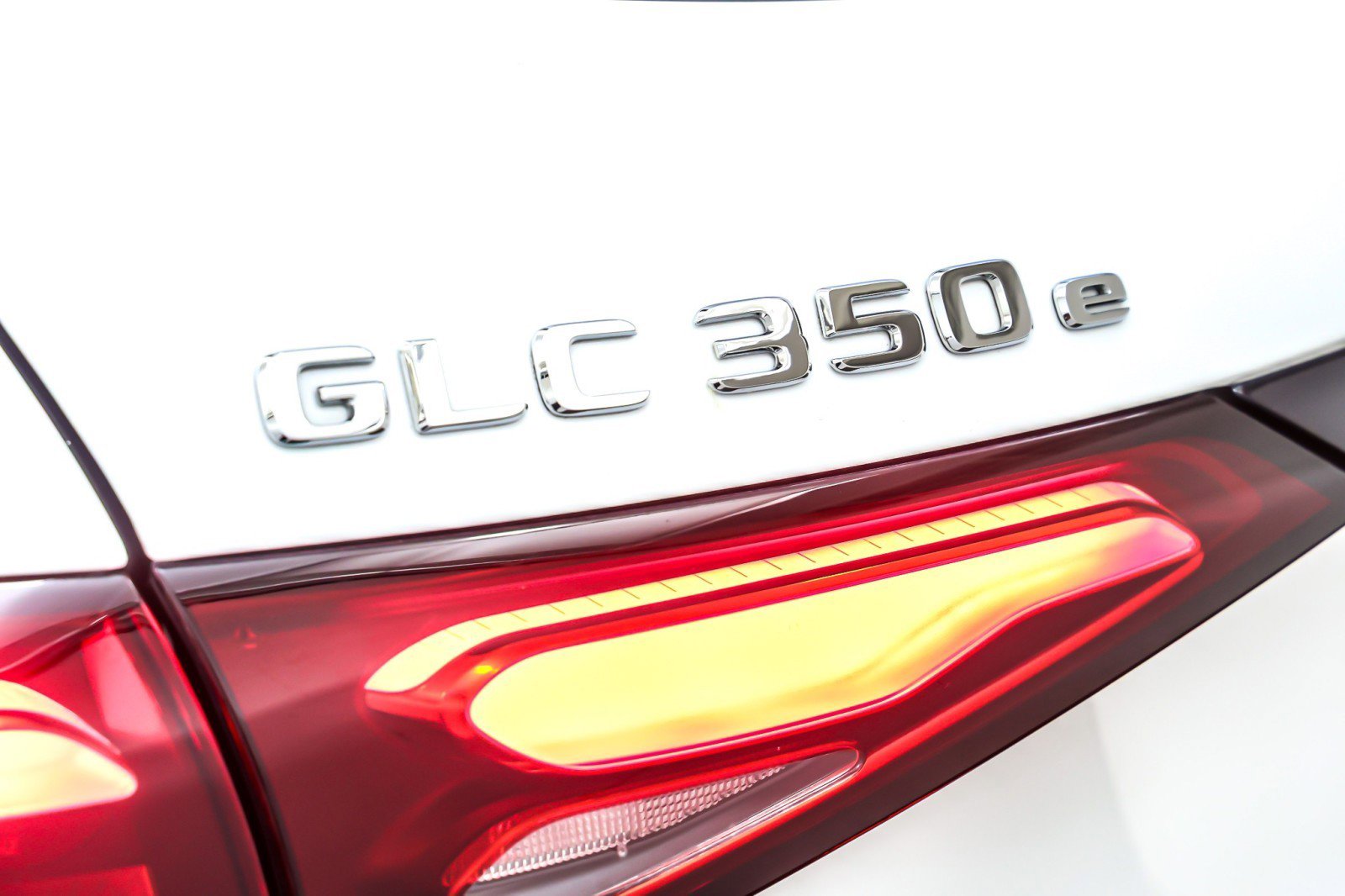 Certified 2025 Mercedes-Benz GLC 350e 4MATIC image 11