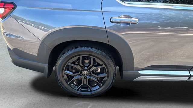 Used 2025 Honda Pilot Touring image 39