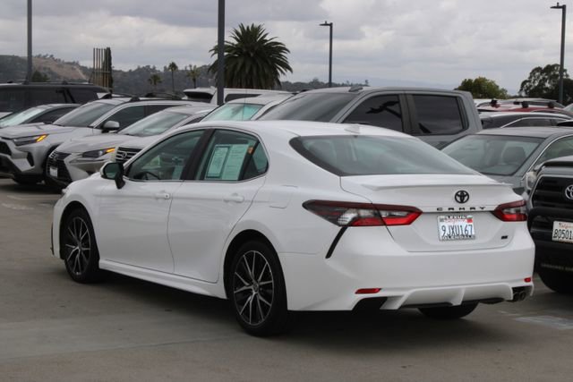 Used 2024 Toyota Camry SE FWD image 18