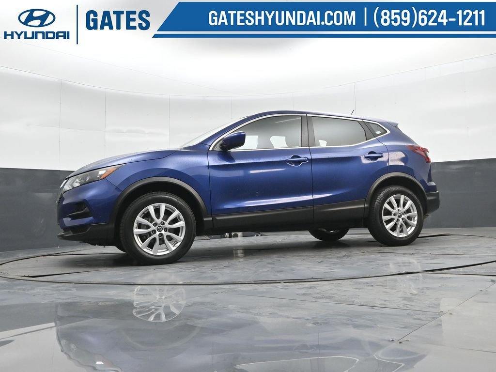 Used 2022 Nissan Rogue Sport S image 36