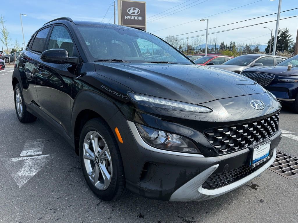 Certified 2022 Hyundai Kona SEL w/ Cargo Package AWD/4WD image 8