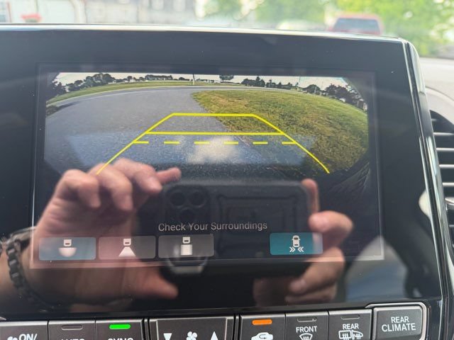 Used 2020 Honda Odyssey Touring image 16