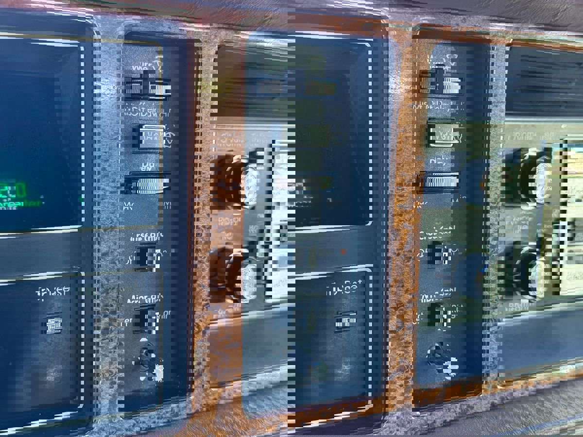 Used 1989 Cadillac Eldorado image 42