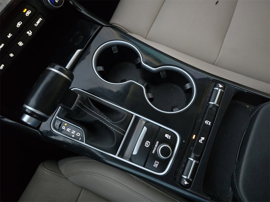 Used 2018 Kia Stinger Premium image 24