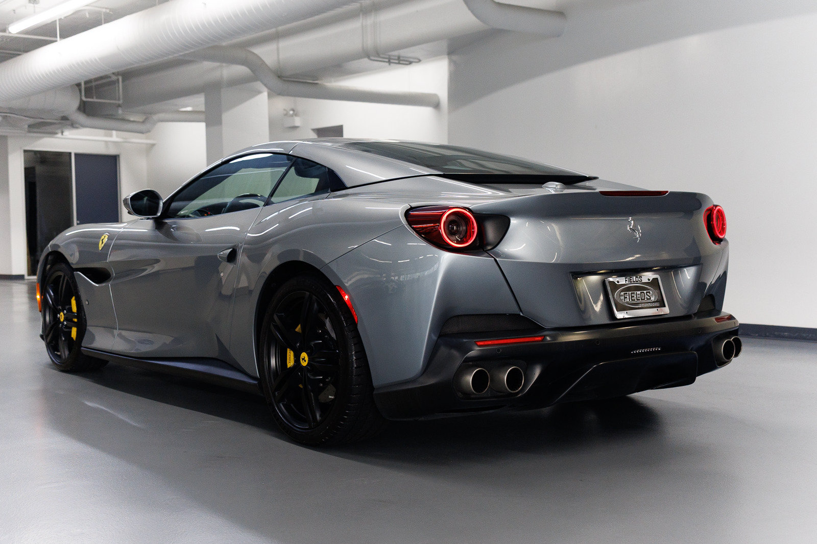 Used 2019 Ferrari Portofino RWD image 22