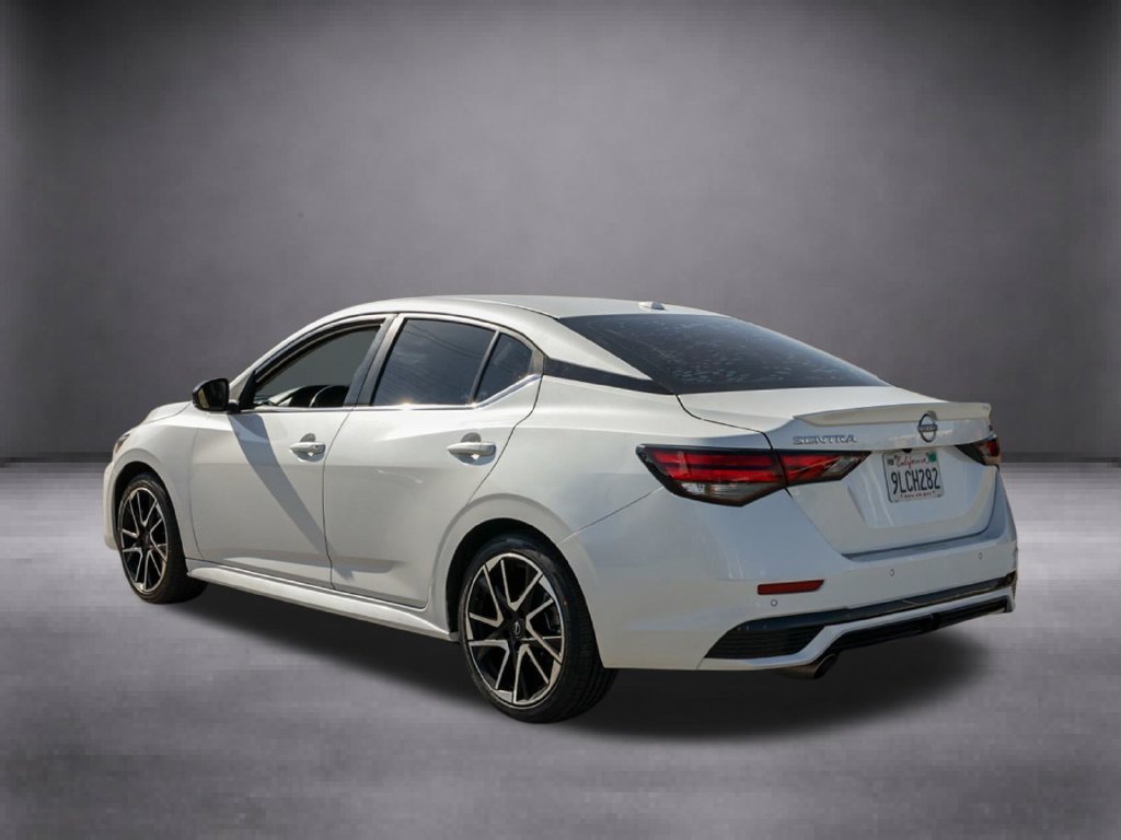 Used 2024 Nissan Sentra SR FWD image 7