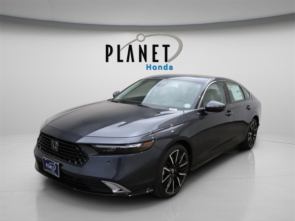 New 2025 Honda Accord Touring image 2