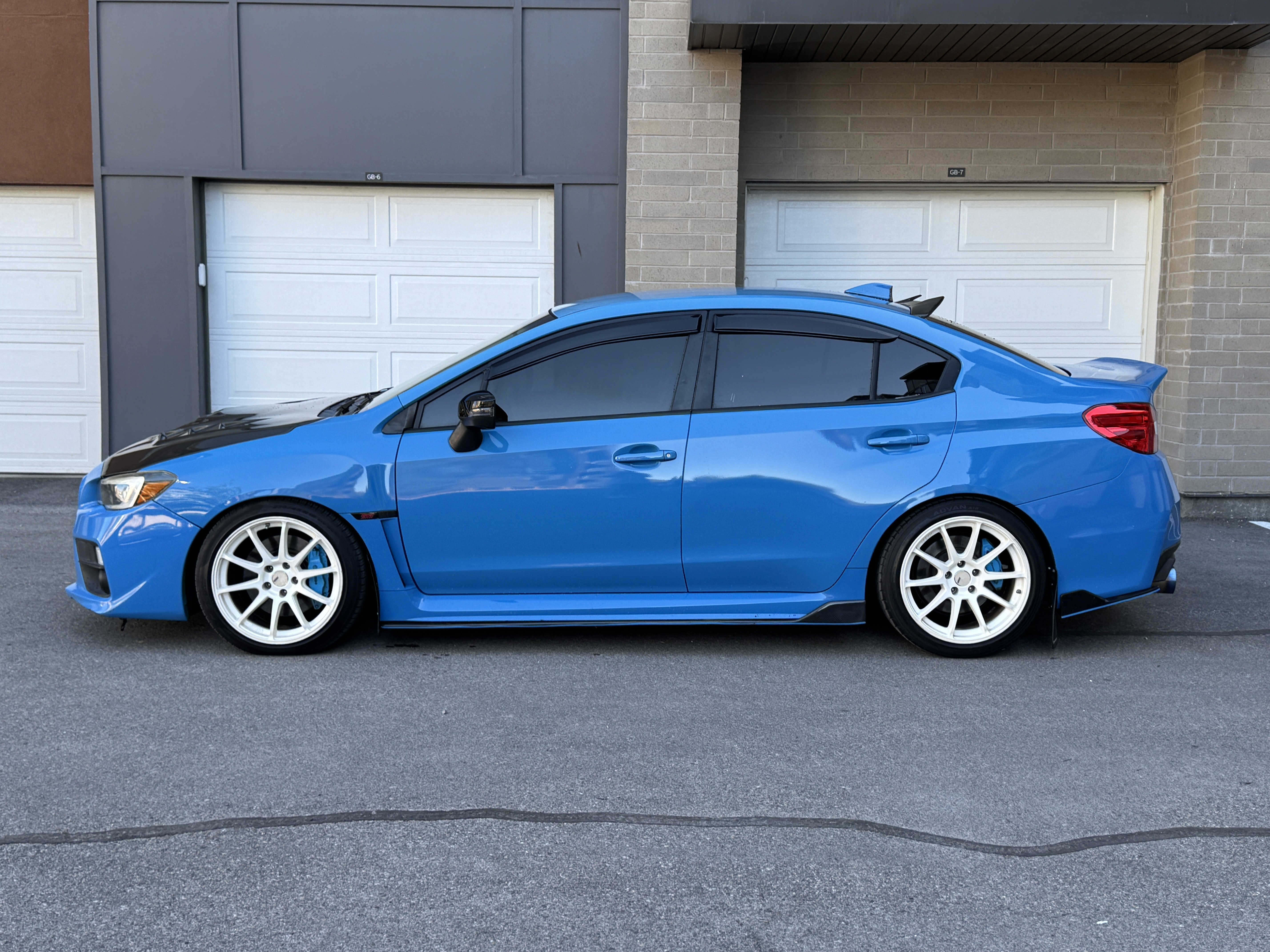 Used 2016 Subaru WRX STI AWD/4WD image 2