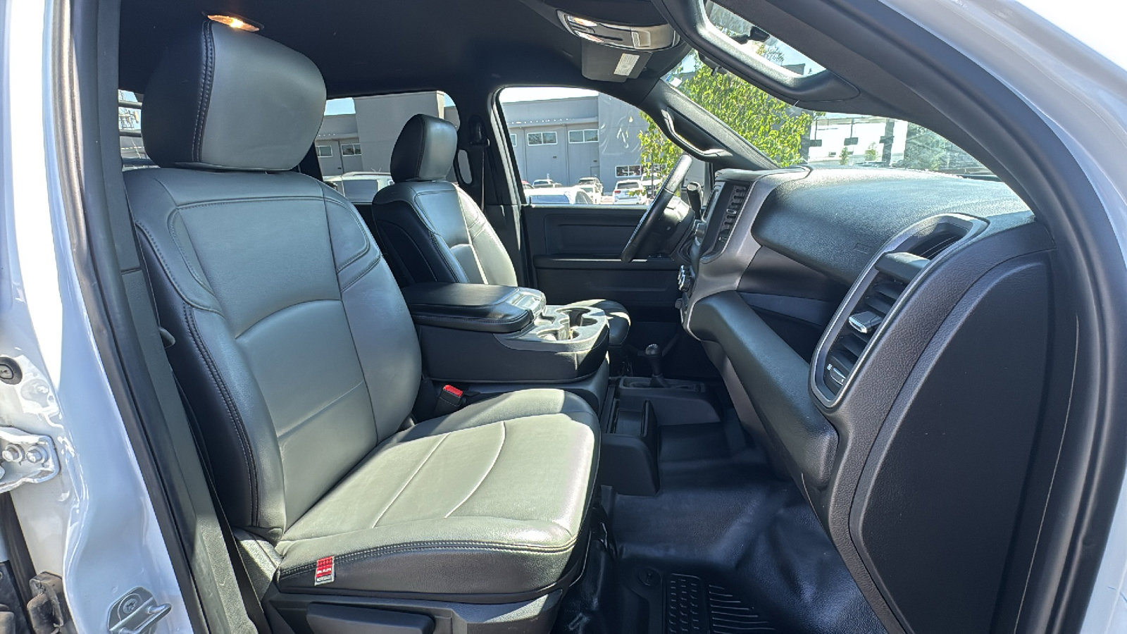 Used 2023 RAM 3500 Tradesman w/ Chrome Appearance Group image 30