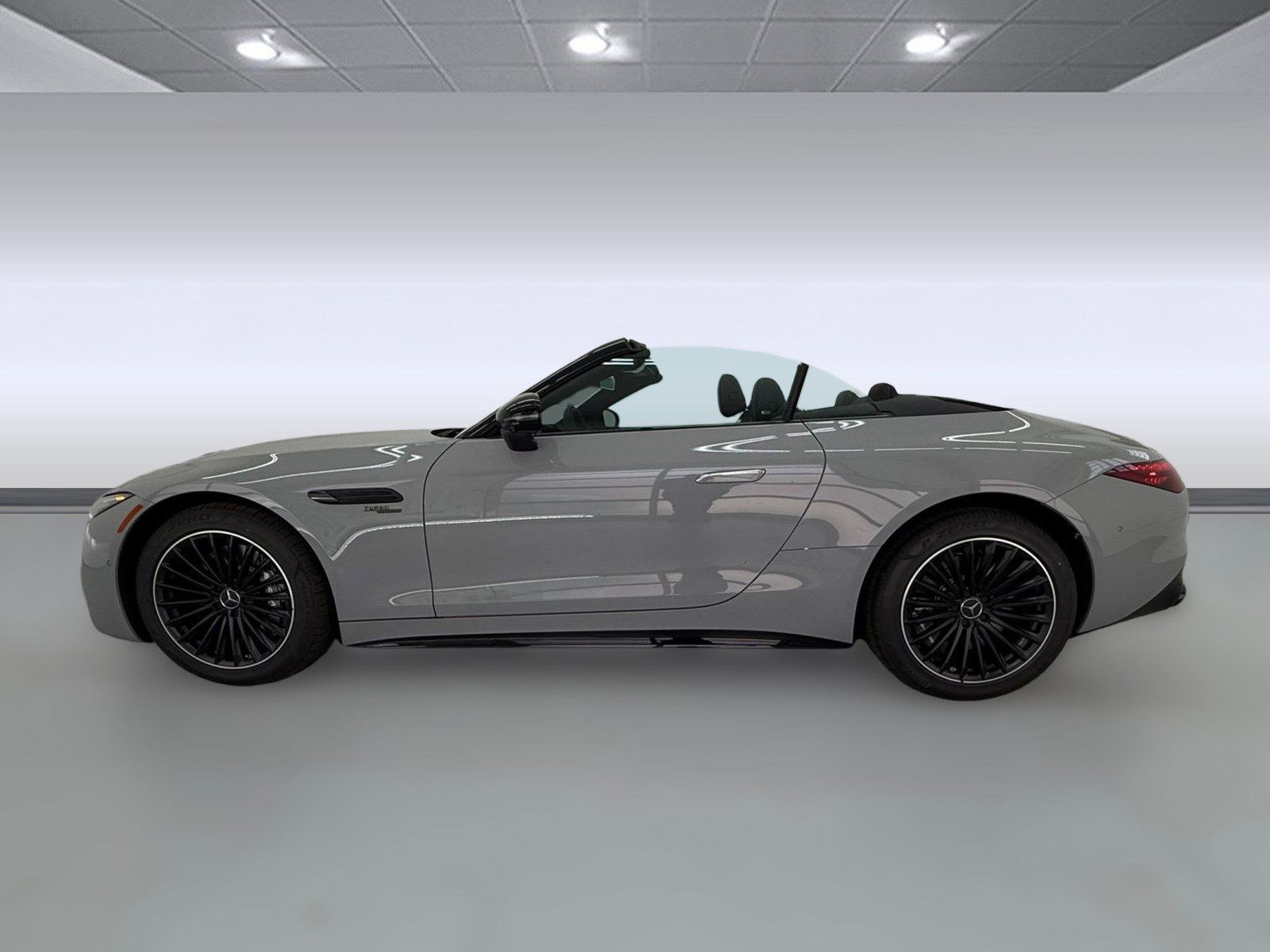 New 2025 Mercedes-Benz SL 43 AMG image 2