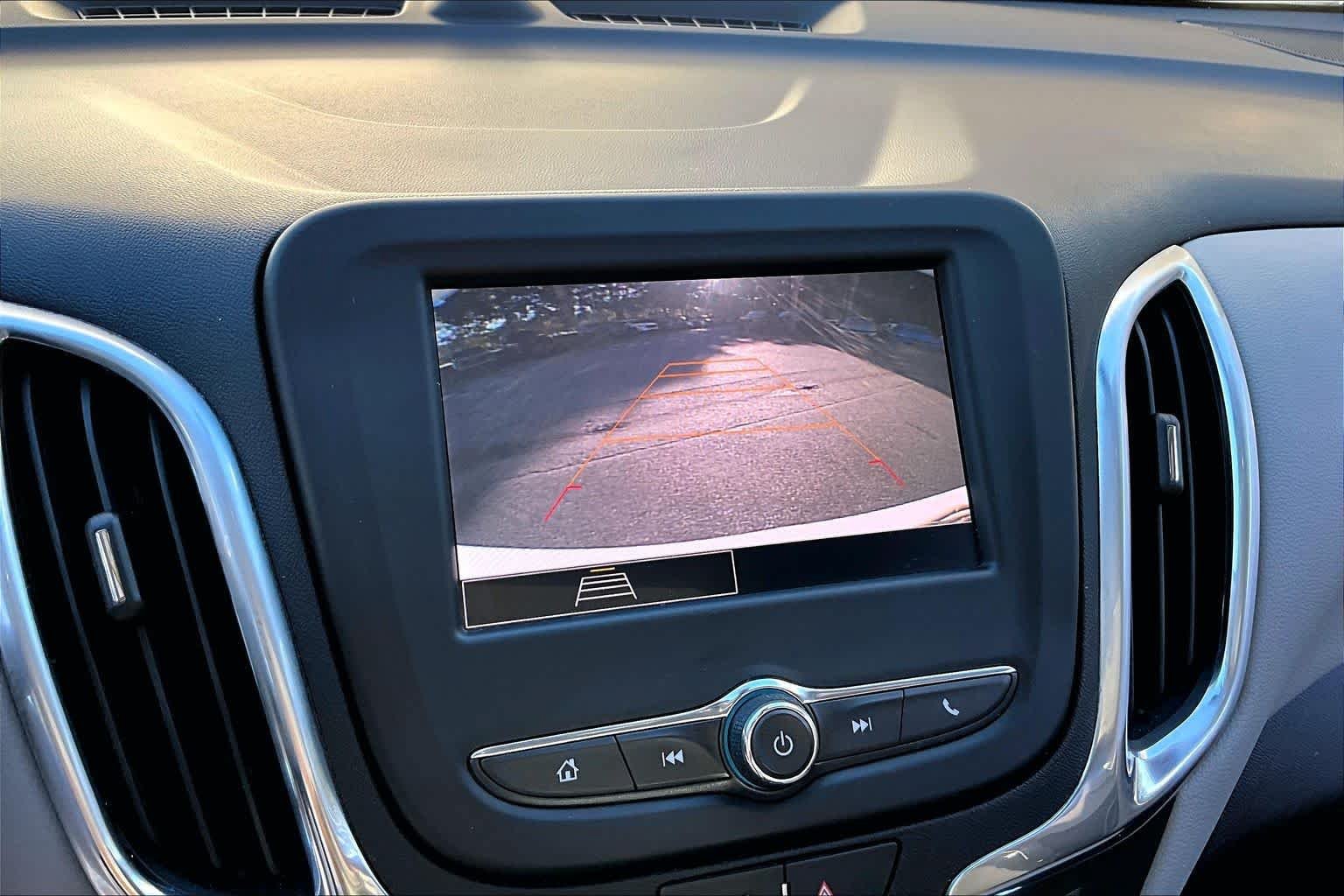 Used 2023 Chevrolet Equinox LS w/ Midnight Edition FWD image 26