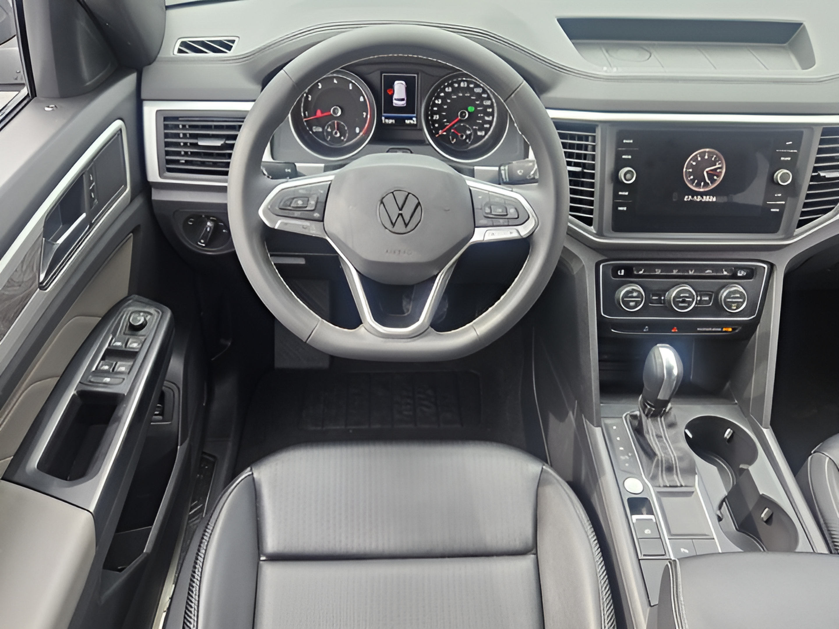 Used 2021 Volkswagen Atlas Cross Sport SE FWD image 17