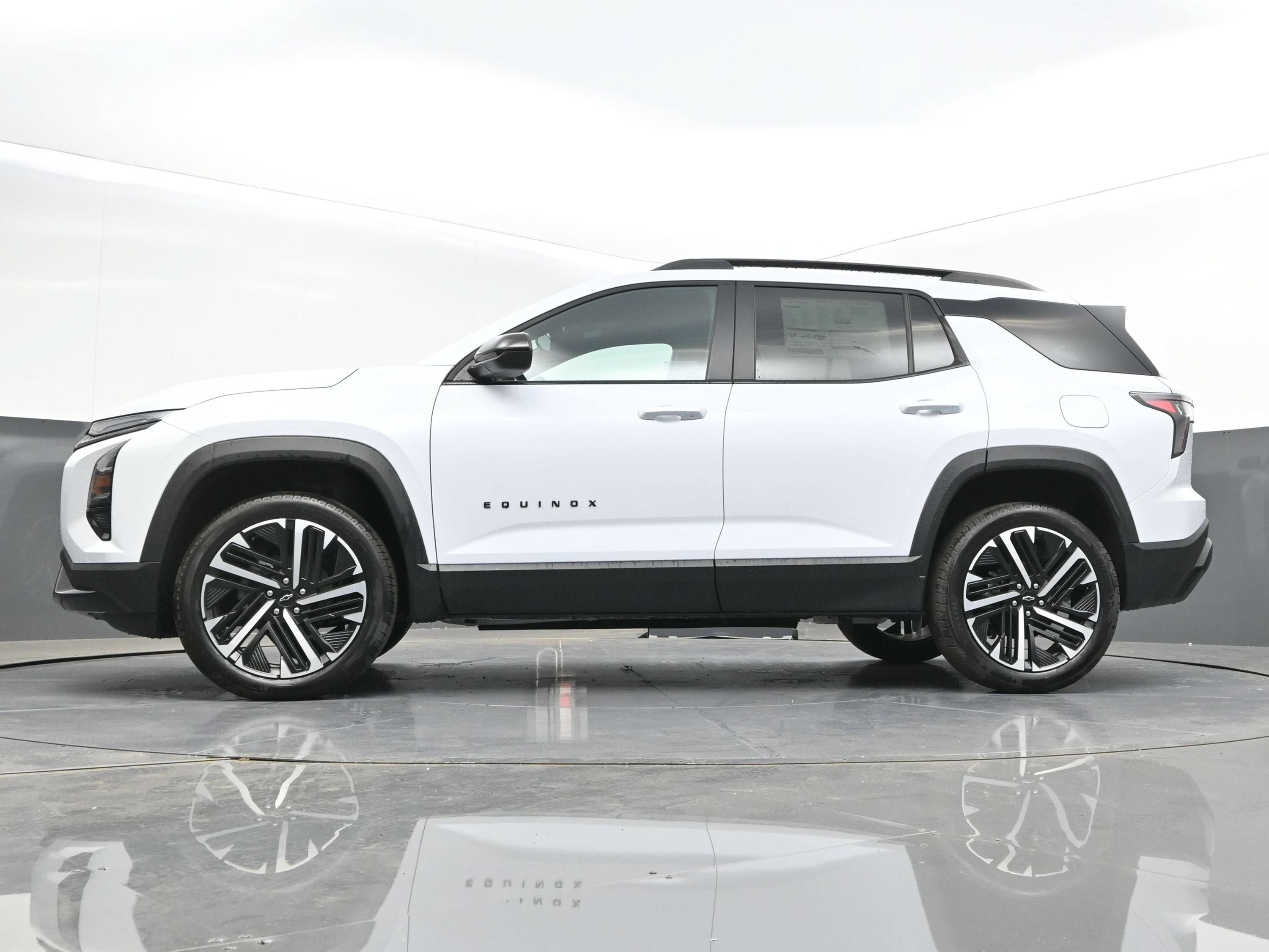 New 2026 Chevrolet Equinox RS AWD/4WD image 43