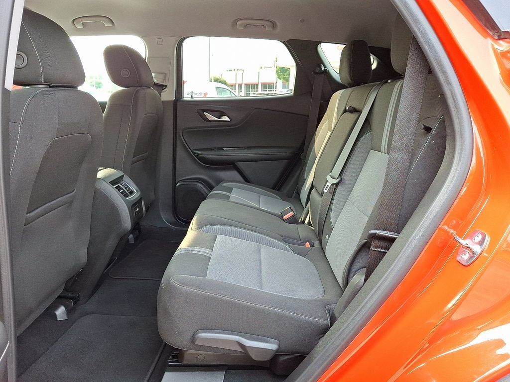 Used 2025 Chevrolet Blazer LT AWD/4WD image 10