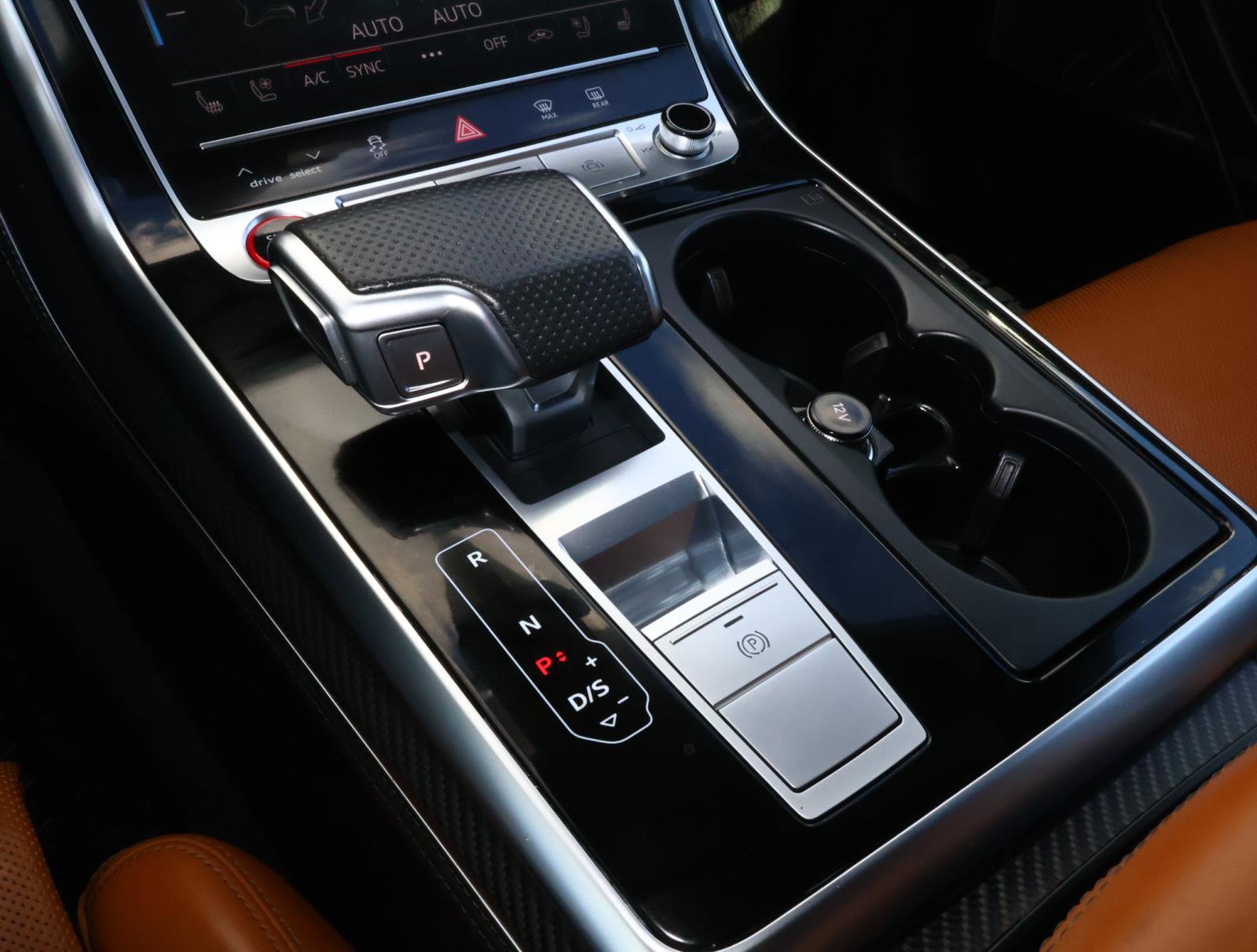 Used 2024 Audi RS Q8 w/ Black Optic Package image 27