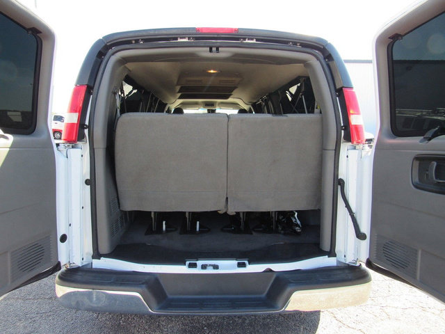 Used 2019 Chevrolet Express 3500 LT w/ LT Preferred Equipment Group RWD image 24