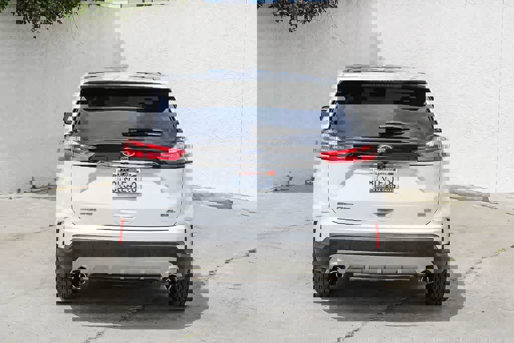 Used 2019 Ford Edge SEL w/ Equipment Group 201A image 8