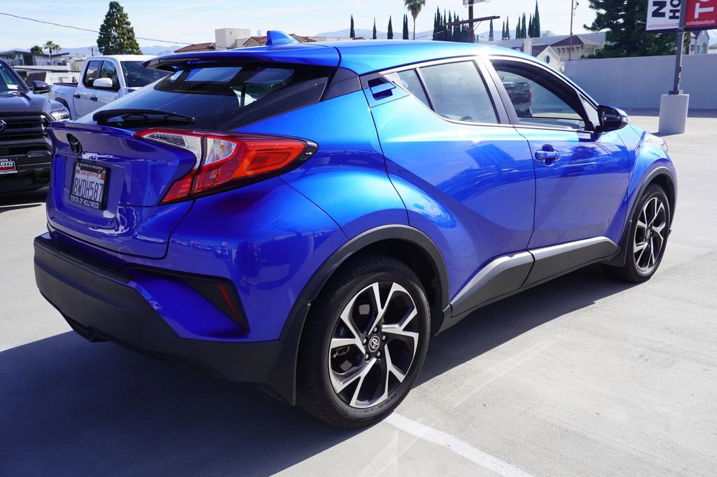 Used 2021 Toyota C-HR XLE FWD image 5