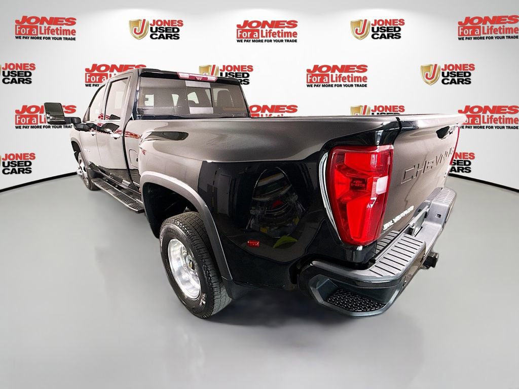 Used 2020 Chevrolet Silverado 3500 High Country w/ Technology Package AWD/4WD image 2