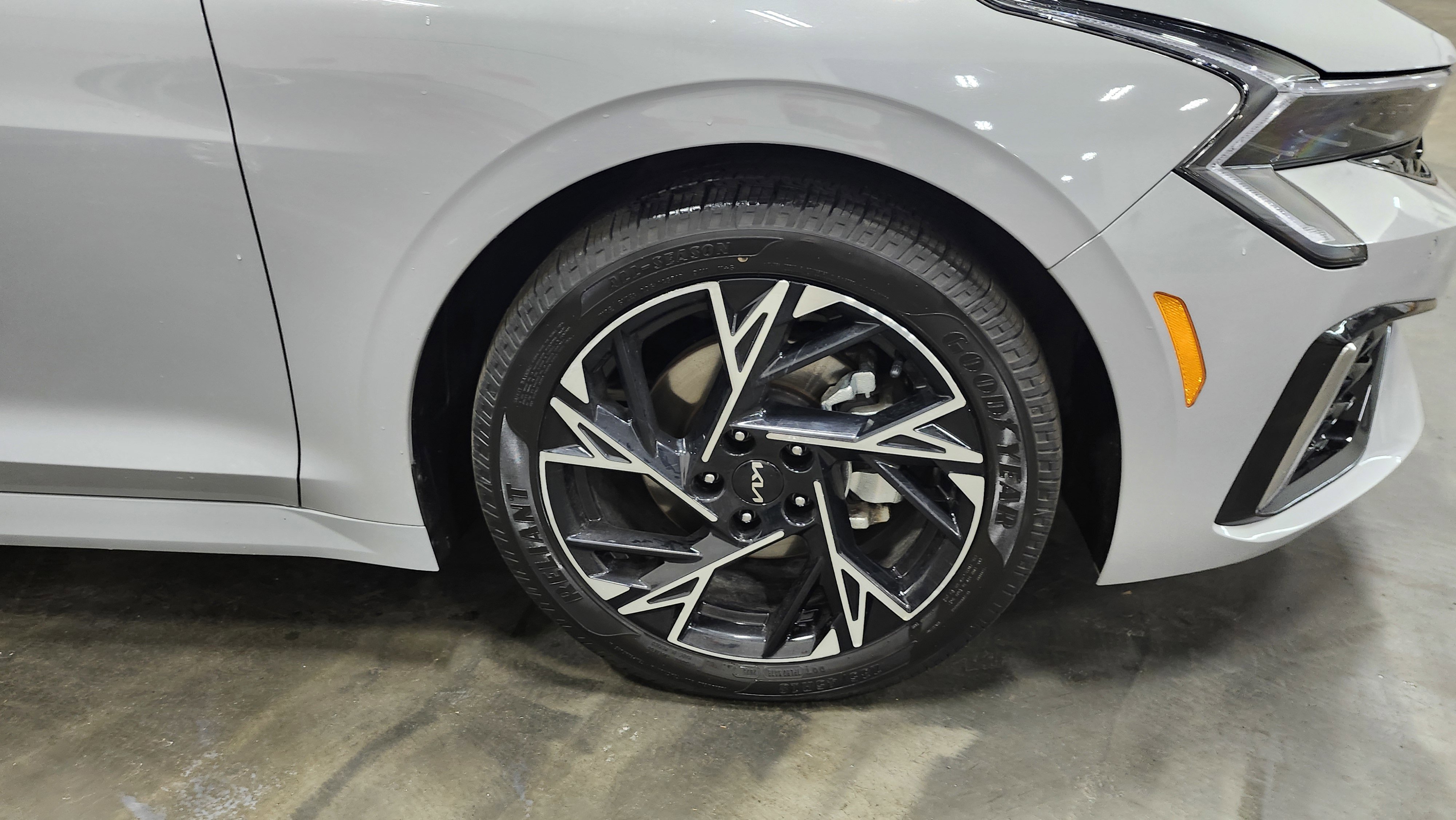 Used 2025 Kia K5 GT-Line image 12