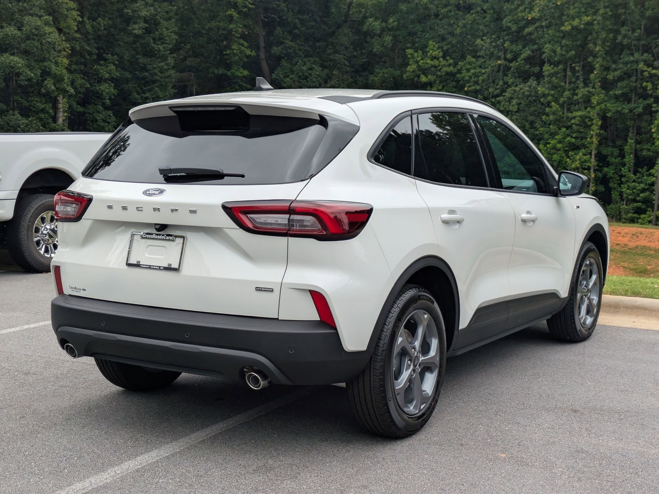 New 2025 Ford Escape ST-Line w/ Equipment Group 301A image 3