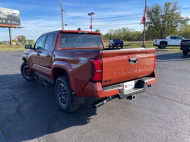 New 2025 Toyota Tacoma TRD Sport image 3