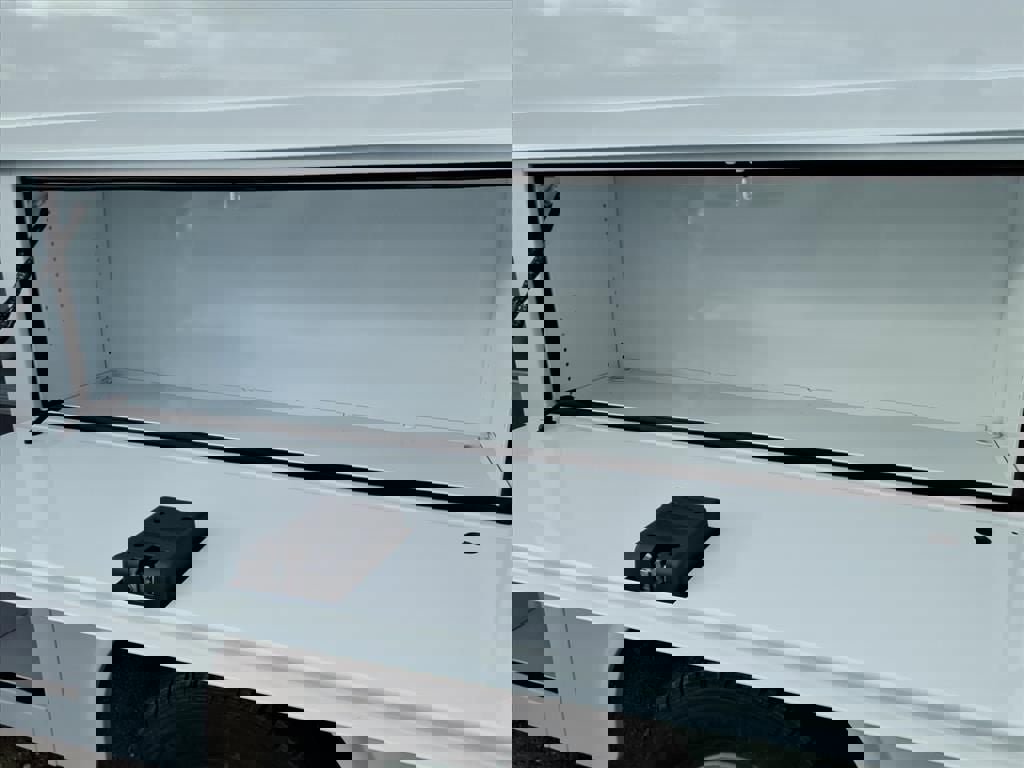 New 2026 Ford E-350 and Econoline 350 Super Duty w/ Power Equipment Group image 21