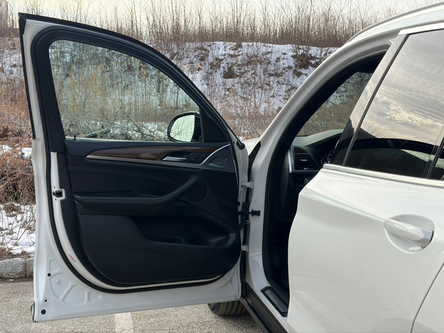 Used 2018 BMW X3 xDrive30i image 11
