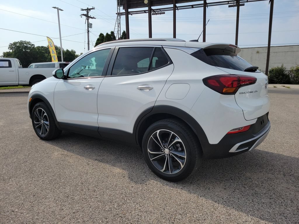 Used 2022 Buick Encore GX Select FWD image 3