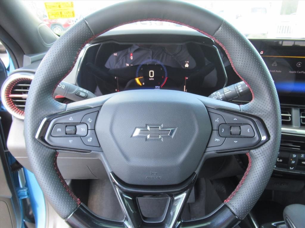 Used 2025 Chevrolet Trax RS image 18