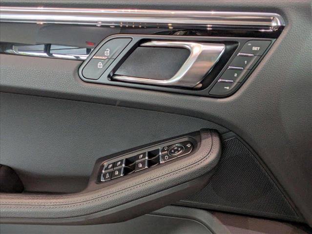 New 2025 Porsche Macan image 13