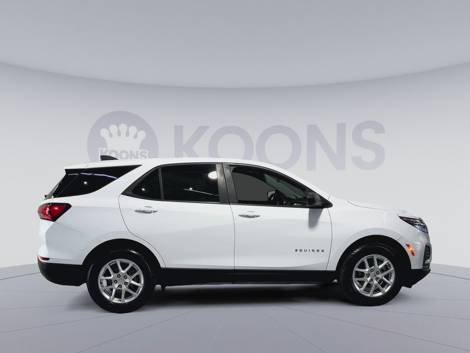 Used 2024 Chevrolet Equinox LS w/ LS Convenience Package FWD image 12