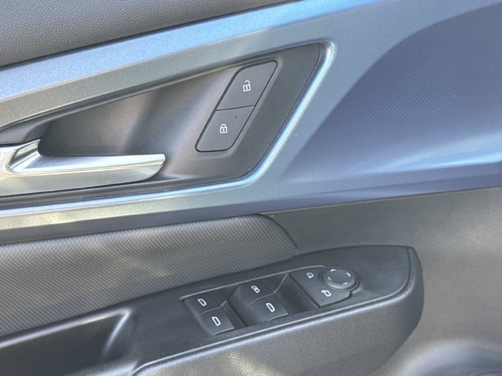 Used 2024 Chevrolet Equinox EV LT w/ LPO, Blackout Package FWD image 17