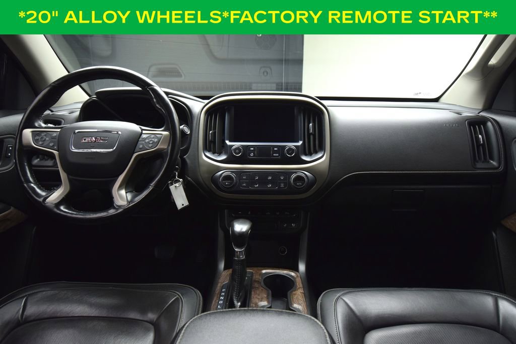 Used 2022 GMC Canyon Denali image 4